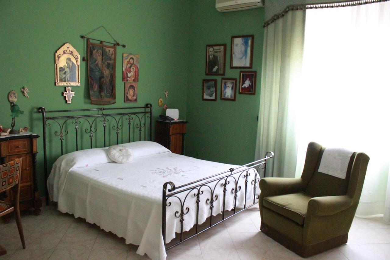 B&B Betania Рипосто Экстерьер фото