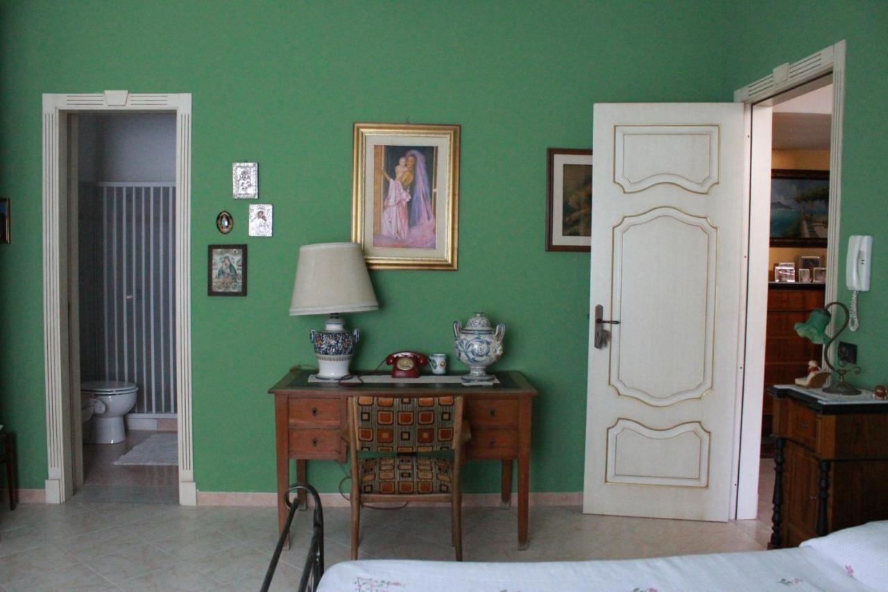 B&B Betania Рипосто Экстерьер фото