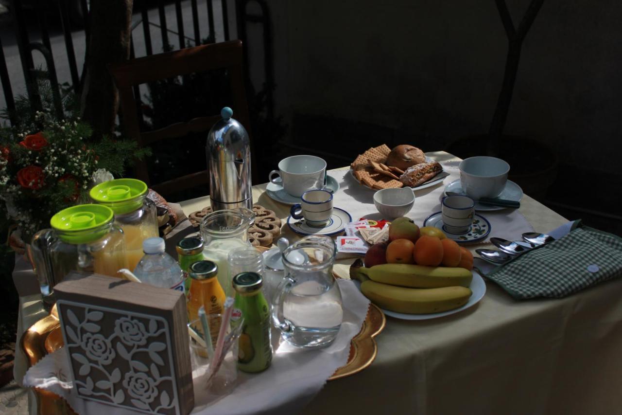 B&B Betania Рипосто Экстерьер фото
