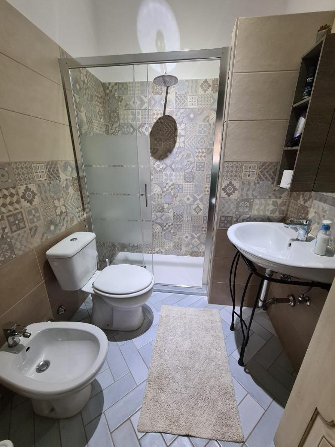 B&B Betania Рипосто Экстерьер фото
