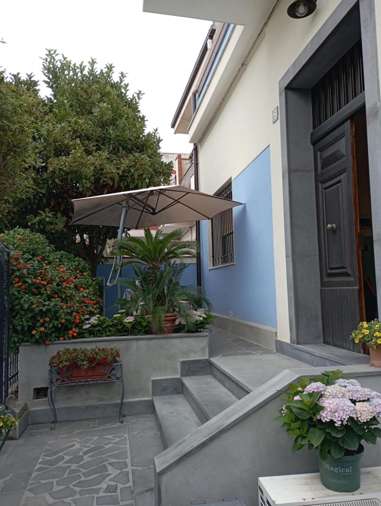 B&B Betania Рипосто Экстерьер фото